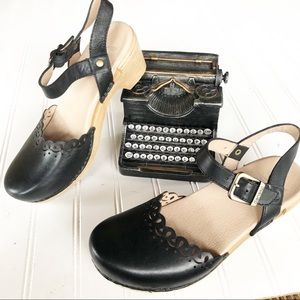 Dansko Clog Mary Jane Black Leather Marta 37